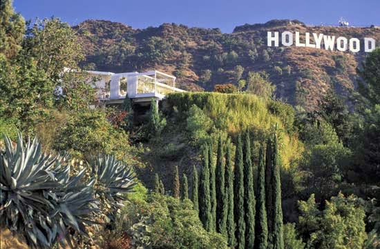 Trung tâm kinh đô điện ảnh Hollywood Trung tâm kinh đô điện ảnh Hollywood